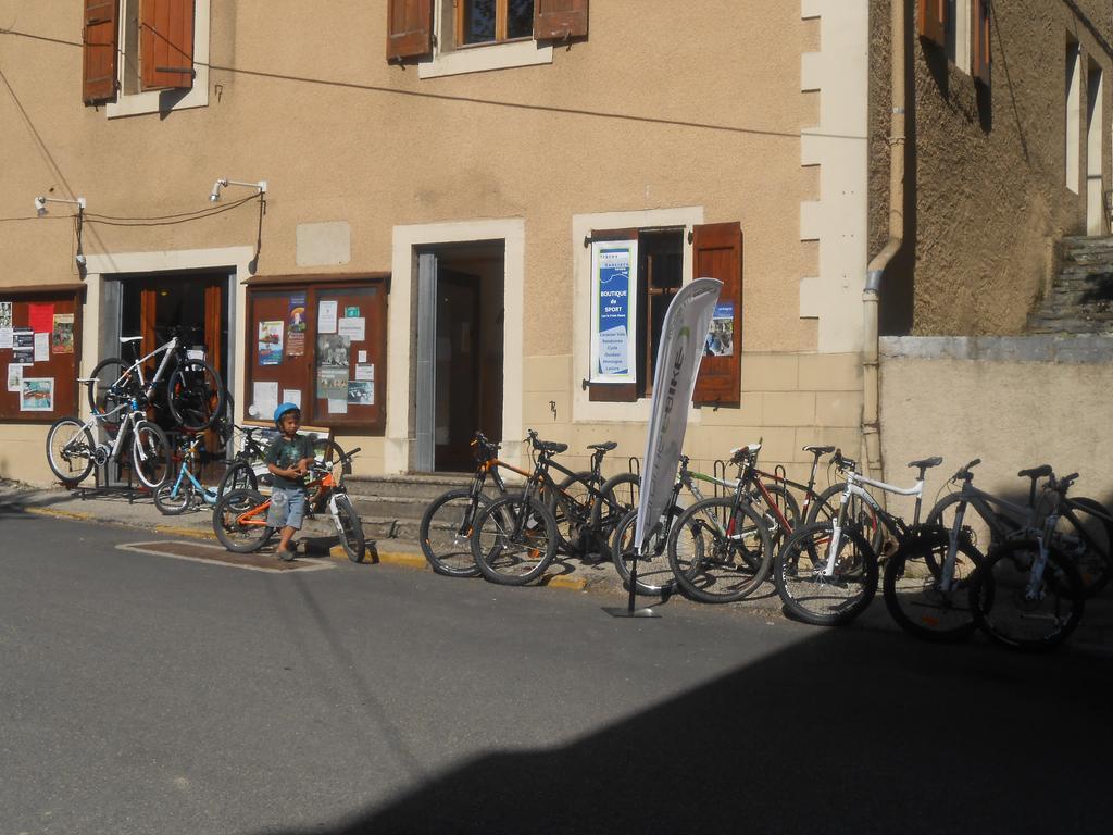 Les 3 Marmottes Hotel Lus la Croix Haute Bagian luar foto